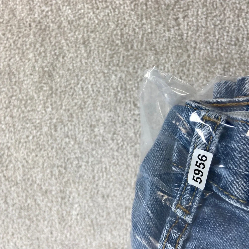 Vtg Y2K Levi's 550 Relaxed Fit Tapered Leg Jeans Mens 33x30 Blue Denim